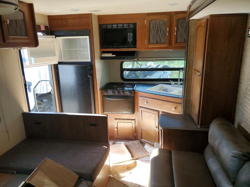 51091266 :رقم المزاد ، 5ZT2FEPB1HL001534 vin ، 2017 Coachman Trailers مزاد بيع