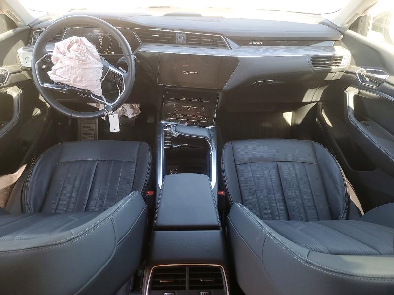49021366 :رقم المزاد ، WA15AAGE7RB024639 vin ، 2024 Audi Q8 E-tron مزاد بيع