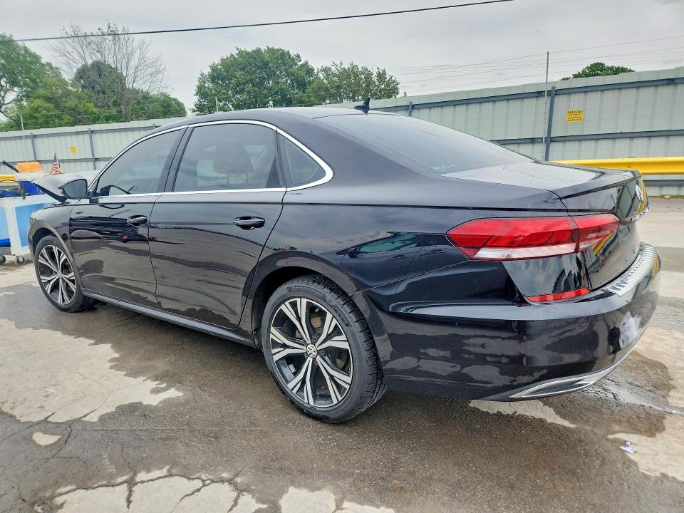 51321856 :رقم المزاد ، 1VWSA7A31MC016734 vin ، 2021 Volkswagen Passat مزاد بيع