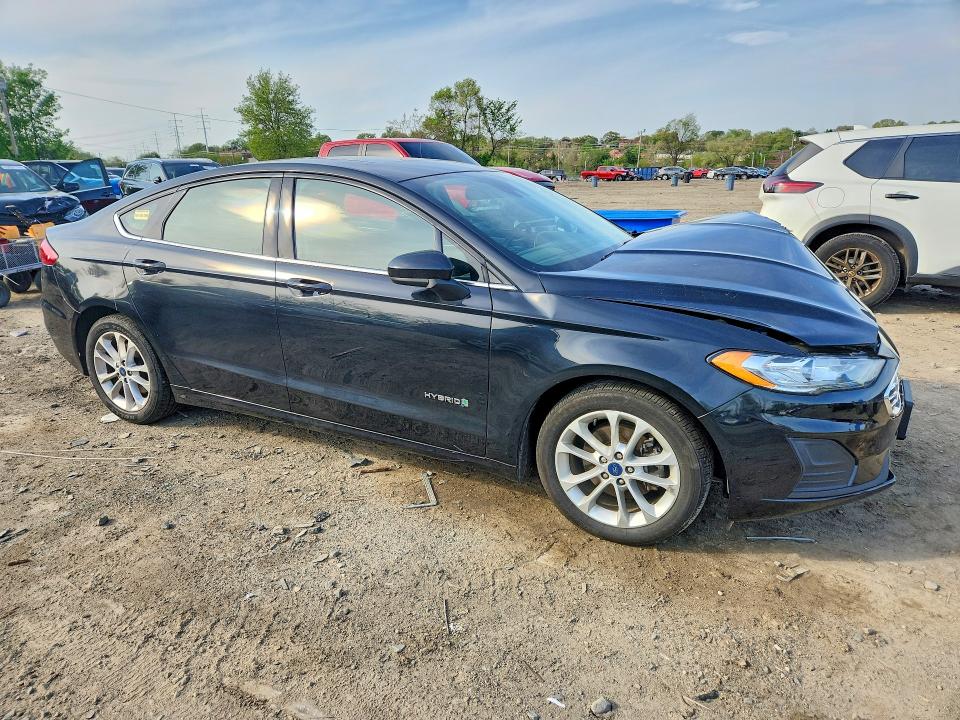 2019 Ford Fusion მანქანა იყიდება აუქციონზე, vin: 3FA6P0LU1KR157405, აუქციონის ნომერი: 50083656