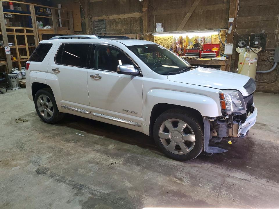 50679456 :رقم المزاد ، 2GKFLZE35F6435707 vin ، 2015 Gmc Terrain مزاد بيع