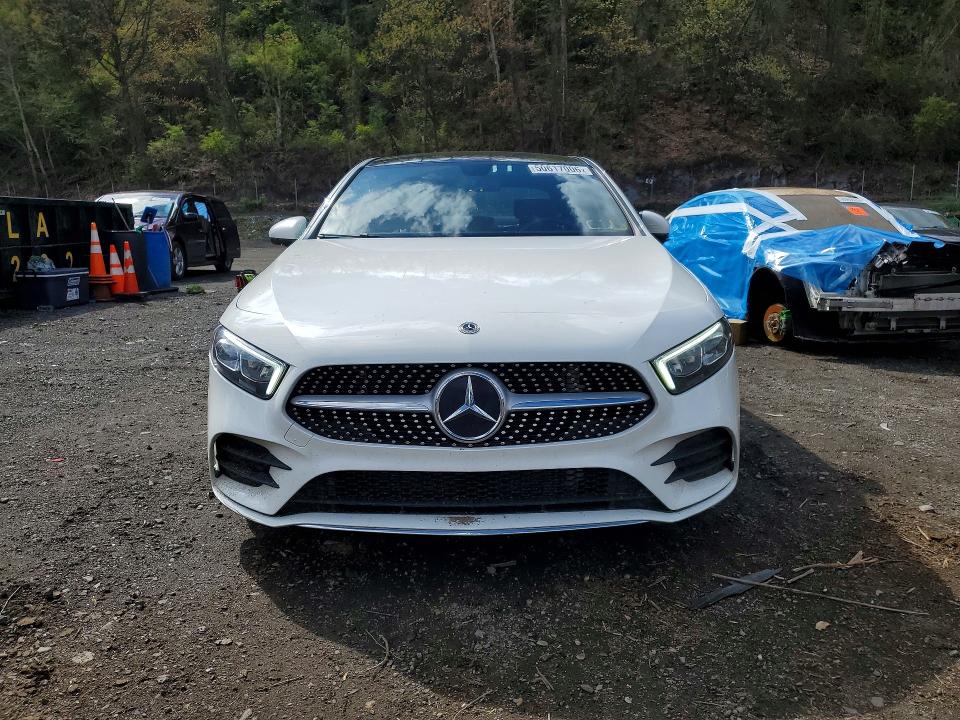50617006 :رقم المزاد ، W1K3G4FB5NJ364589 vin ، 2022 Mercedes-benz A مزاد بيع
