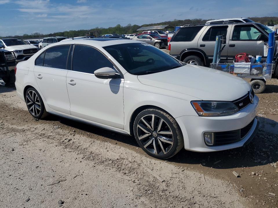 48851256 :رقم المزاد ، 3VW567AJ9CM409262 vin ، 2012 Volkswagen Jetta مزاد بيع