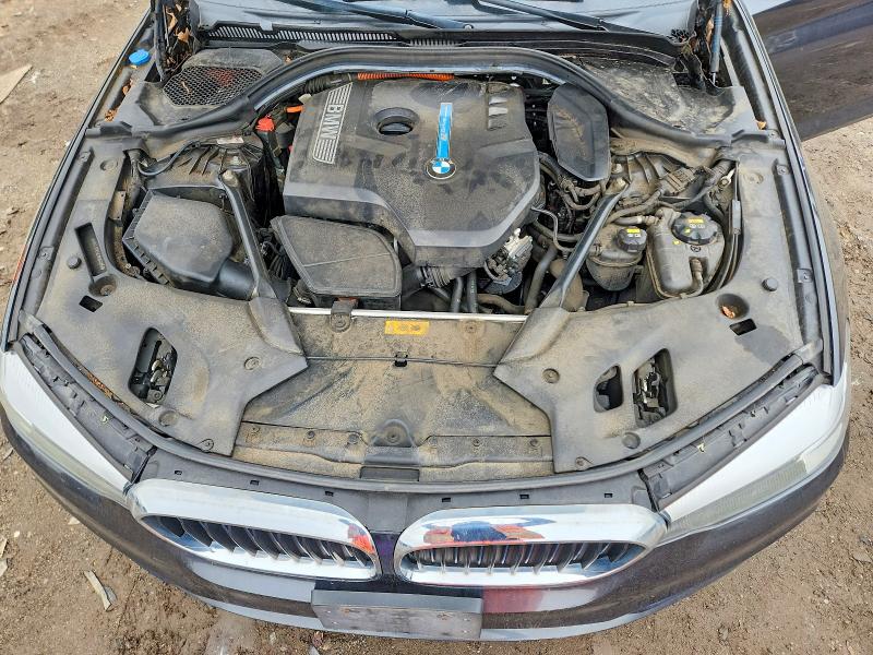 48652916 :رقم المزاد ، WBAJB1C58JB084065 vin ، 2018 Bmw 530xe مزاد بيع