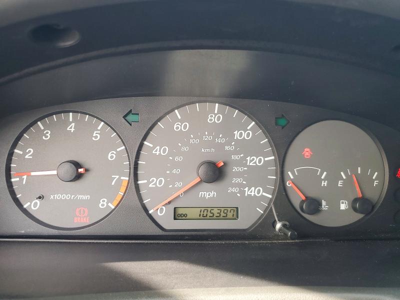 48701276 :رقم المزاد ، 1YVGF22D115204572 vin ، 2001 Mazda 626 مزاد بيع
