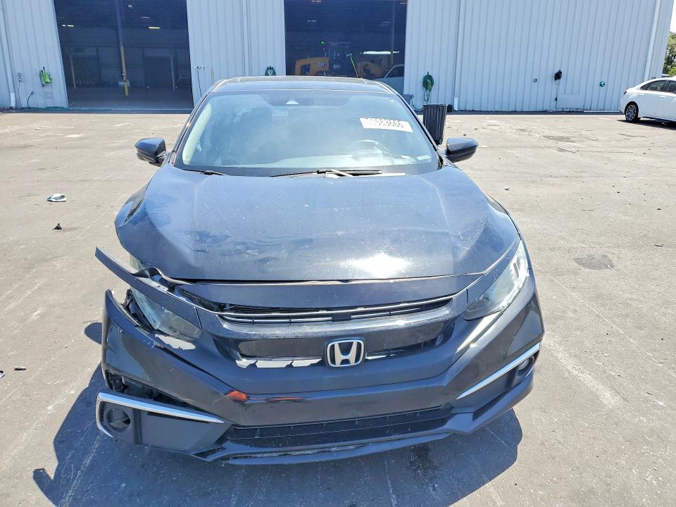 50583666 :رقم المزاد ، 19XFC1F30LE011388 vin ، 2020 Honda Civic مزاد بيع