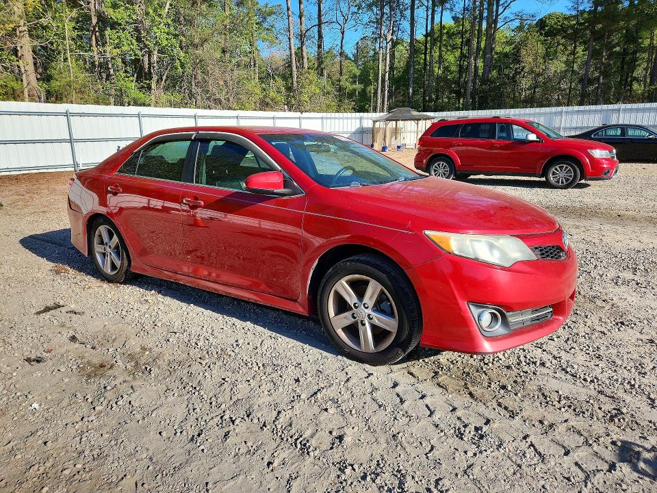 2014 Toyota Camry მანქანა იყიდება აუქციონზე, vin: 4T1BF1FK3EU757640, აუქციონის ნომერი: 47904636