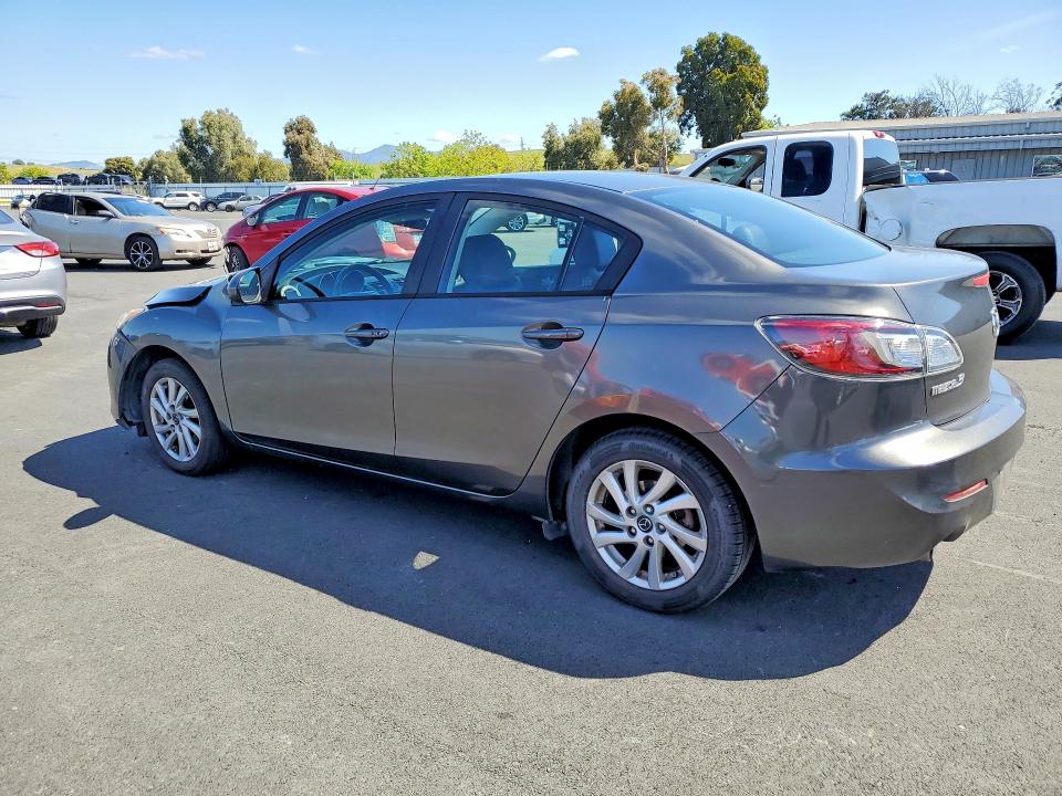49620646 :رقم المزاد ، JM1BL1WPXD1724692 vin ، 2013 Mazda 3 مزاد بيع