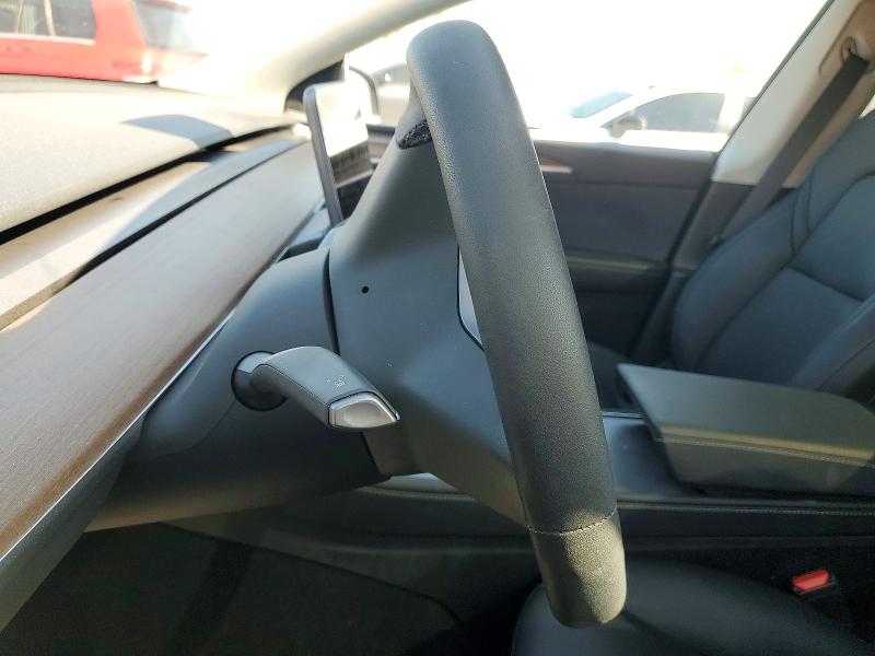 Продажа на аукционе авто 2024 Tesla Model Y, vin: 7SAYGAEE1RF115572, номер лота: 51897846