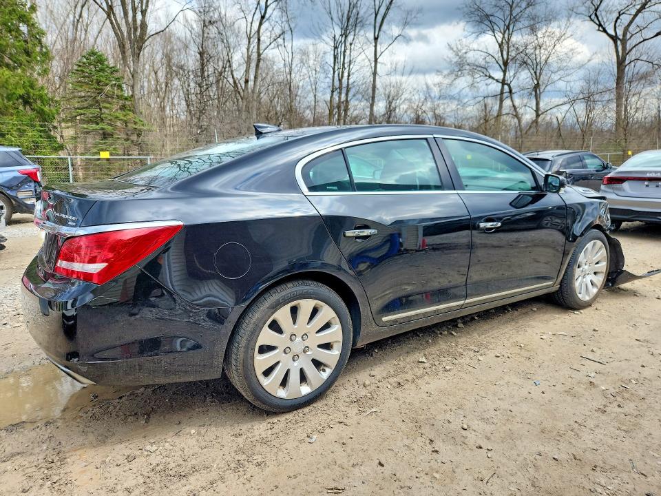 48383616 :رقم المزاد ، 1G4GC5G3XGF250111 vin ، 2016 Buick Lacrosse مزاد بيع