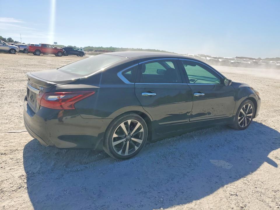Продаж на аукціоні авто 2017 Nissan Altima, vin: 1N4AL3AP3HC151990, номер лоту: 50414366