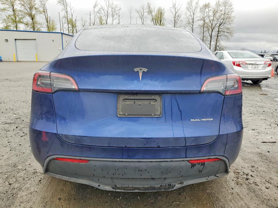 48899706 :رقم المزاد ، 7SAYGDEE7PF805843 vin ، 2023 Tesla Model Y مزاد بيع