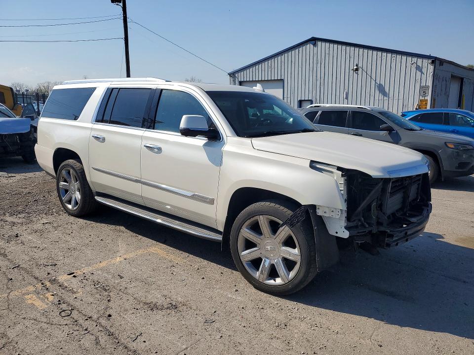 50169616 :رقم المزاد ، 1GYS4SKJ7FR689337 vin ، 2015 Cadillac Escalade مزاد بيع