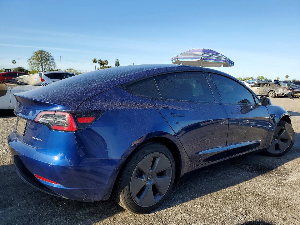 50619766 :رقم المزاد ، 5YJ3E1EB8NF134763 vin ، 2022 Tesla Model 3 مزاد بيع