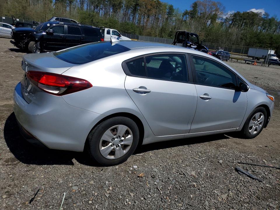 48987876 :رقم المزاد ، 3KPFK4A79JE270778 vin ، 2018 Kia Forte مزاد بيع
