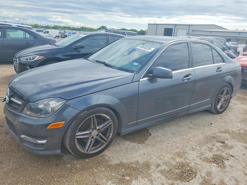 2014 Mercedes-benz C მანქანა იყიდება აუქციონზე, vin: WDDGF4HB4EA961184, აუქციონის ნომერი: 49608286