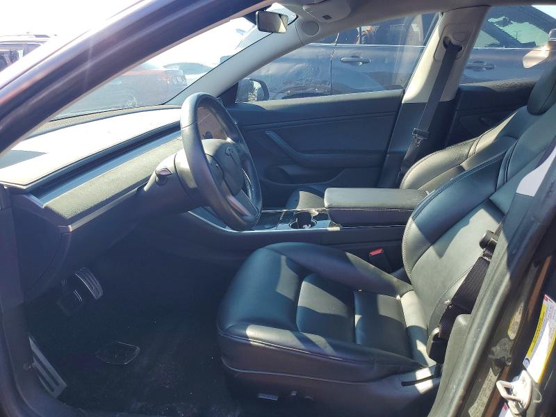 48687276 :رقم المزاد ، 5YJ3E1EB9JF066662 vin ، 2018 Tesla Model 3 مزاد بيع