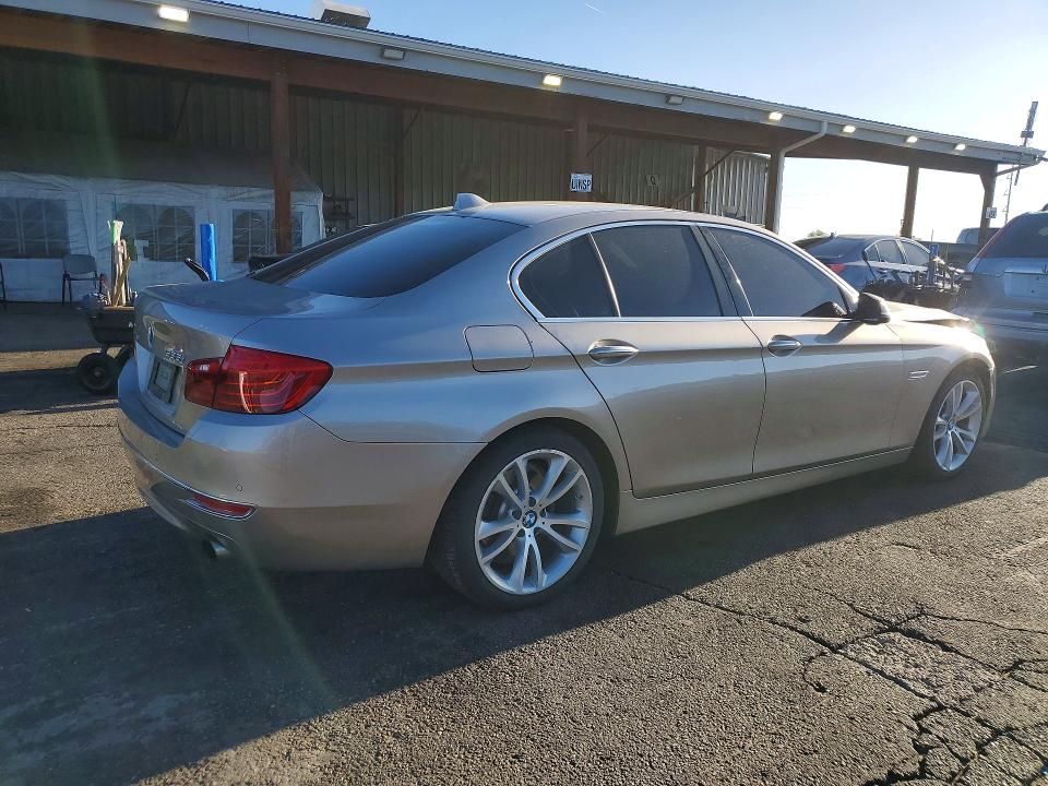 51148096 :رقم المزاد ، WBA5B3C55GG258182 vin ، 2016 Bmw 535 مزاد بيع