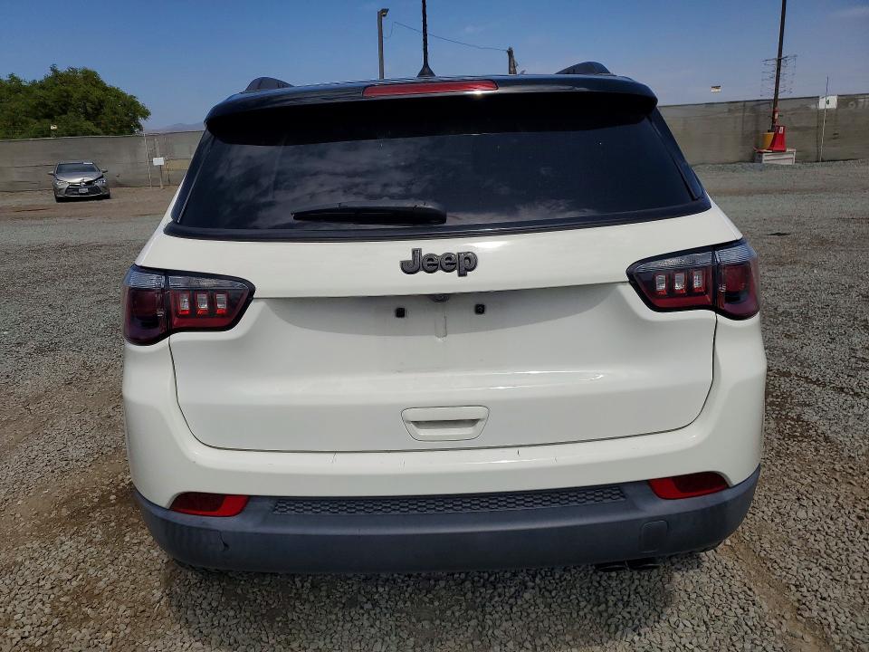 2018 Jeep Compass მანქანა იყიდება აუქციონზე, vin: 3C4NJCBB4JT486786, აუქციონის ნომერი: 51590526