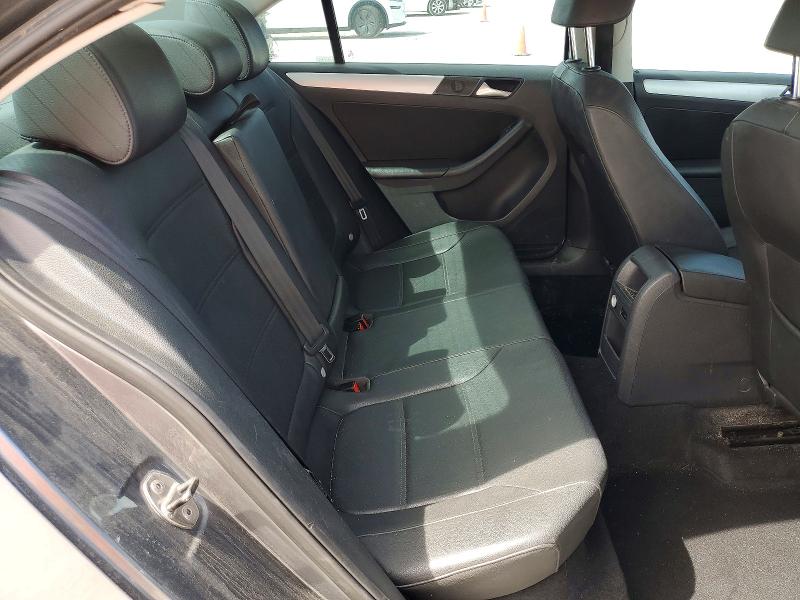 49582296 :رقم المزاد ، 3VWDP7AJ2DM395764 vin ، 2013 Volkswagen Jetta مزاد بيع