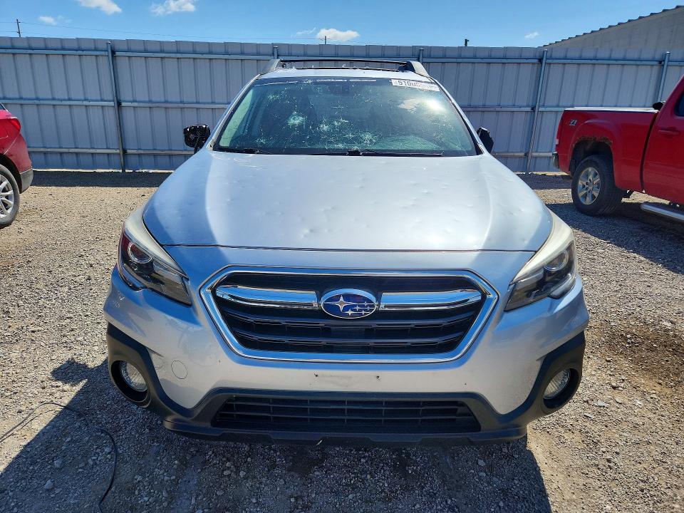 51000966 :رقم المزاد ، 4S4BSANC0J3235070 vin ، 2018 Subaru Outback مزاد بيع