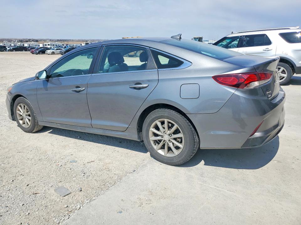 49048406 :رقم المزاد ، 5NPE24AF0JH725192 vin ، 2018 Hyundai Sonata مزاد بيع