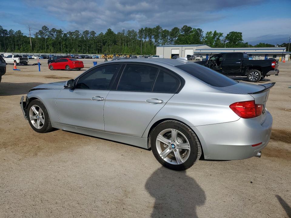 2014 Bmw 320 მანქანა იყიდება აუქციონზე, vin: WBA3C3C5XEF987477, აუქციონის ნომერი: 51314886