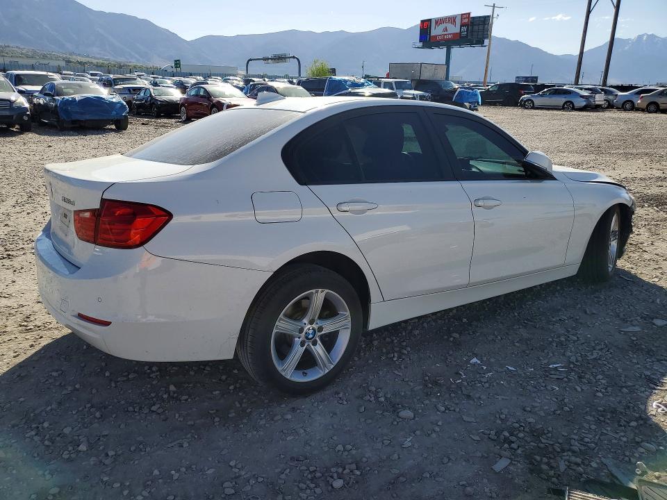 2014 Bmw 328 მანქანა იყიდება აუქციონზე, vin: WBA3D5C52EKX97480, აუქციონის ნომერი: 50183016