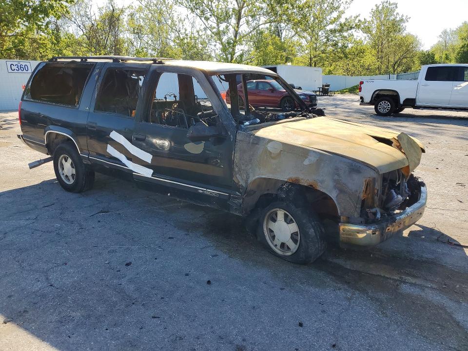 1999 Chevrolet Suburban მანქანა იყიდება აუქციონზე, vin: 1GNEC16R9XJ576111, აუქციონის ნომერი: 50225576