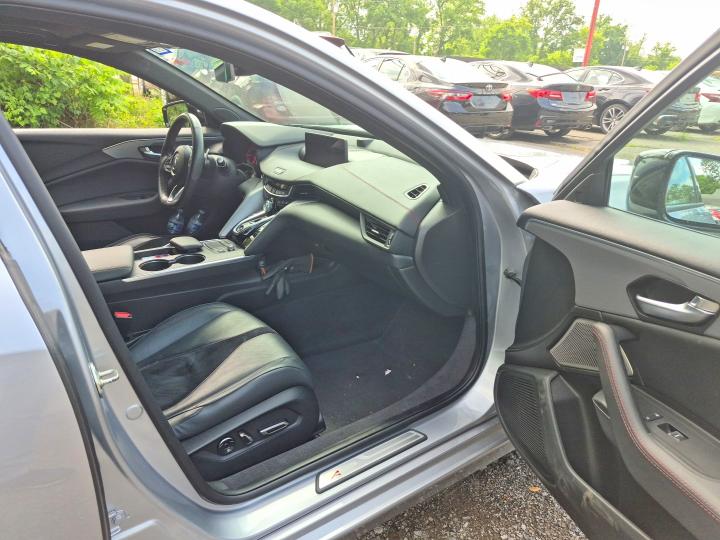 51877946 :رقم المزاد ، 19UUB6F50MA003208 vin ، 2021 Acura Tlx مزاد بيع