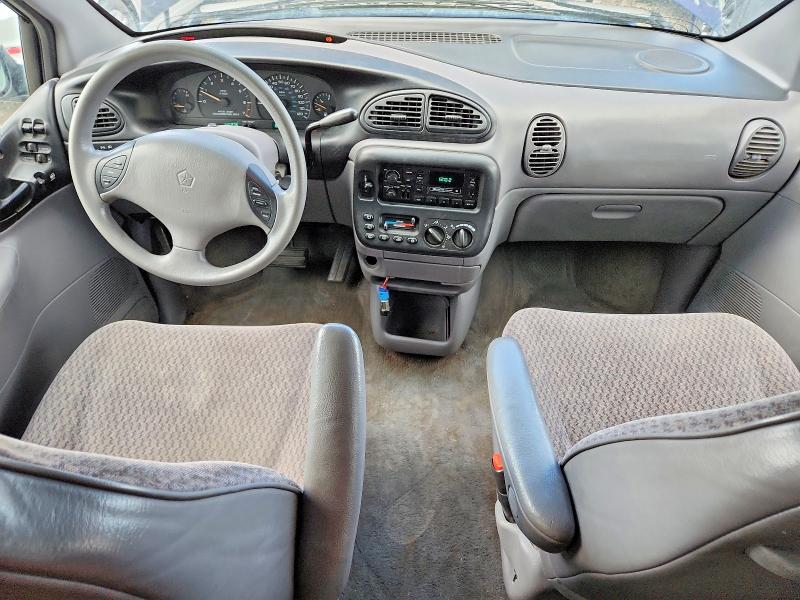 2000 Dodge Grand Caravan მანქანა იყიდება აუქციონზე, vin: 2B4GP44R5YR614776, აუქციონის ნომერი: 50695476
