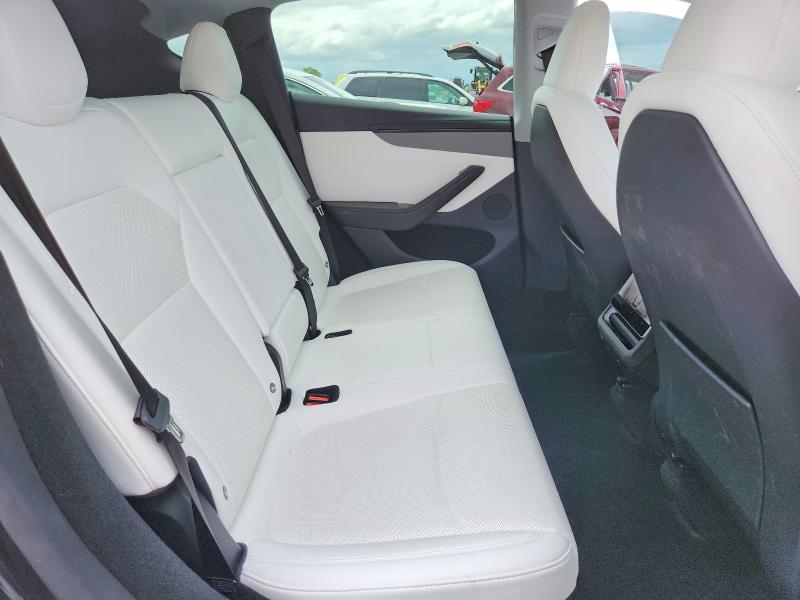 Продажа на аукционе авто 2026 Tesla Model Y, vin: 7SAYGDEE3TF355621, номер лота: 51560666