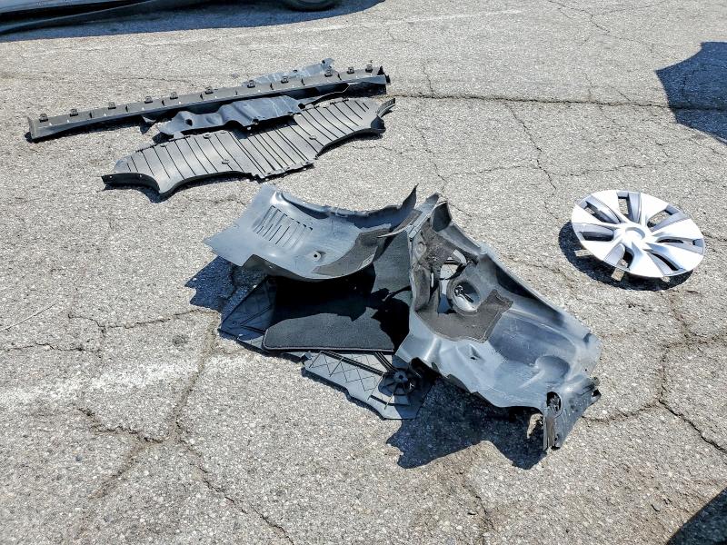 51838076 :رقم المزاد ، 7SAYGAEE1PF925586 vin ، 2023 Tesla Model Y مزاد بيع