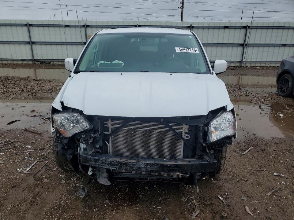 Продажа на аукционе авто 2015 Chrysler Town & Country, vin: 2C4RC1BG9FR711581, номер лота: 48942216
