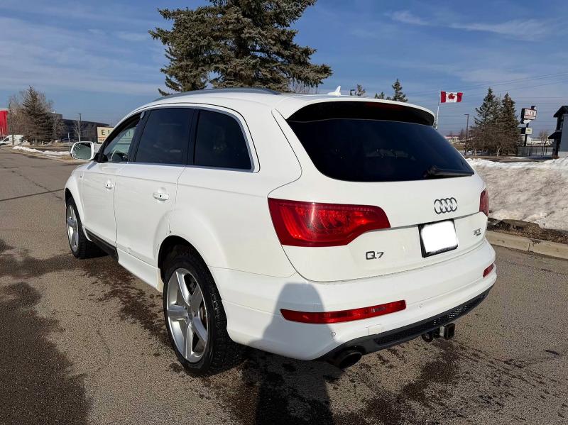 49867196 :رقم المزاد ، WA1MGCFE4BD006357 vin ، 2011 Audi Q7 مزاد بيع
