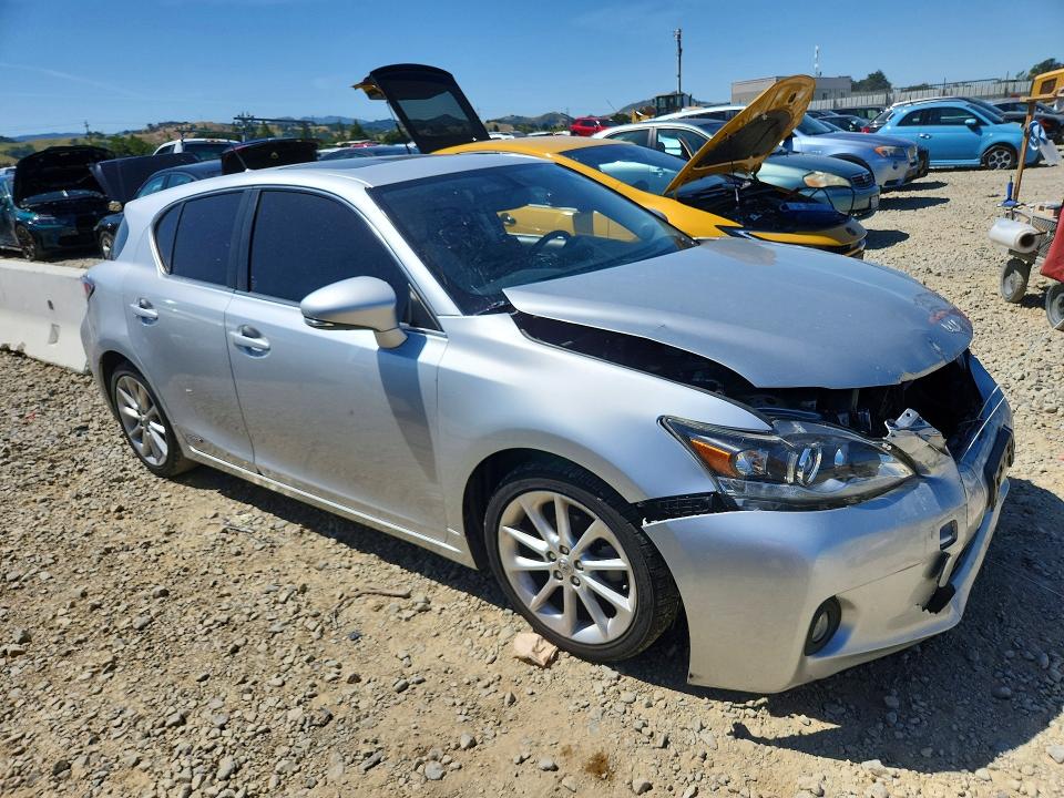 2013 Lexus Ct მანქანა იყიდება აუქციონზე, vin: JTHKD5BHXD2166256, აუქციონის ნომერი: 50275576
