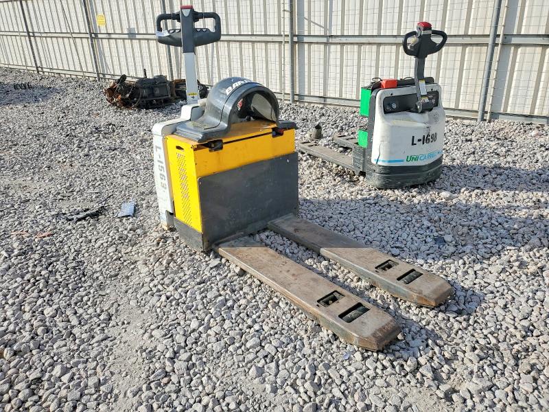 49903216 :رقم المزاد ، 2W169322245 vin ، 2016 Uigf Construction Equipment مزاد بيع