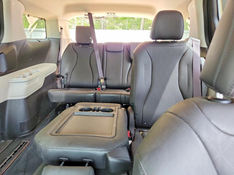 49570286 :رقم المزاد ، KNDNC5H3XR6404104 vin ، 2024 Kia Carnival مزاد بيع