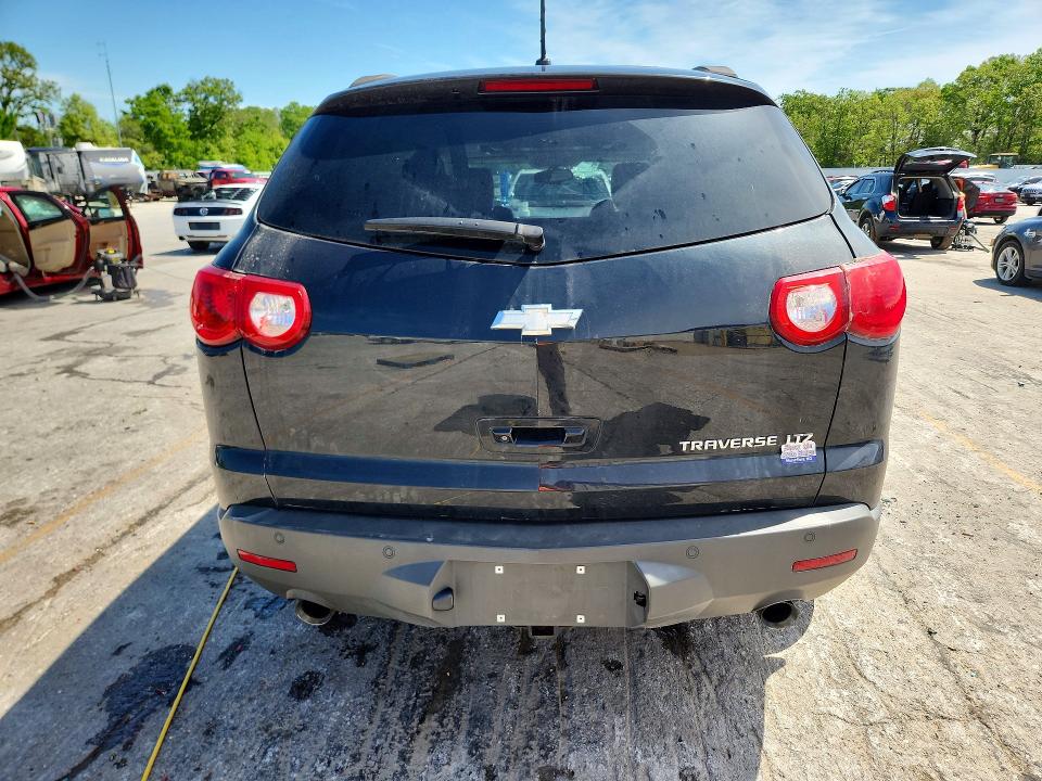 51896406 :رقم المزاد ، 1GNLRHED0AJ237782 vin ، 2010 Chevrolet Traverse مزاد بيع