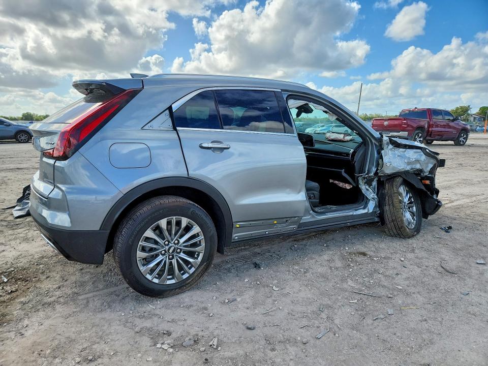 2025 Cadillac Xt4 მანქანა იყიდება აუქციონზე, vin: 1GYFZCR49SF118324, აუქციონის ნომერი: 49510446