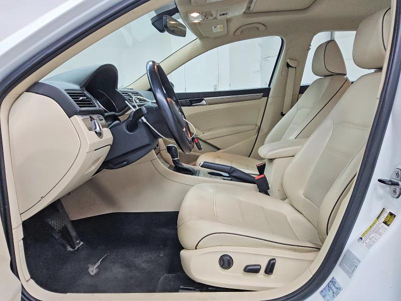 Продажа на аукционе авто 2016 Volkswagen Passat, vin: 1VWBT7A3XGC049567, номер лота: 50106356