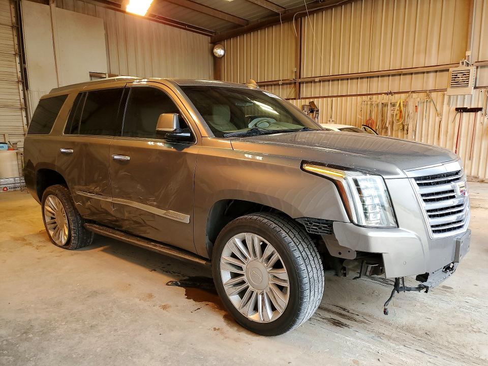 Продажа на аукционе авто 2019 Cadillac Escalade, vin: 1GYS3DKJ7KR173584, номер лота: 50470416