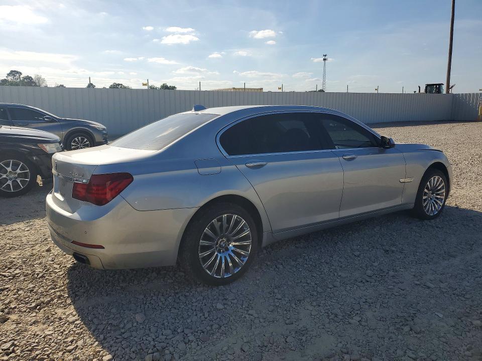 Продажа на аукционе авто 2013 Bmw 740, vin: WBAYE4C5XDDW22992, номер лота: 49973236