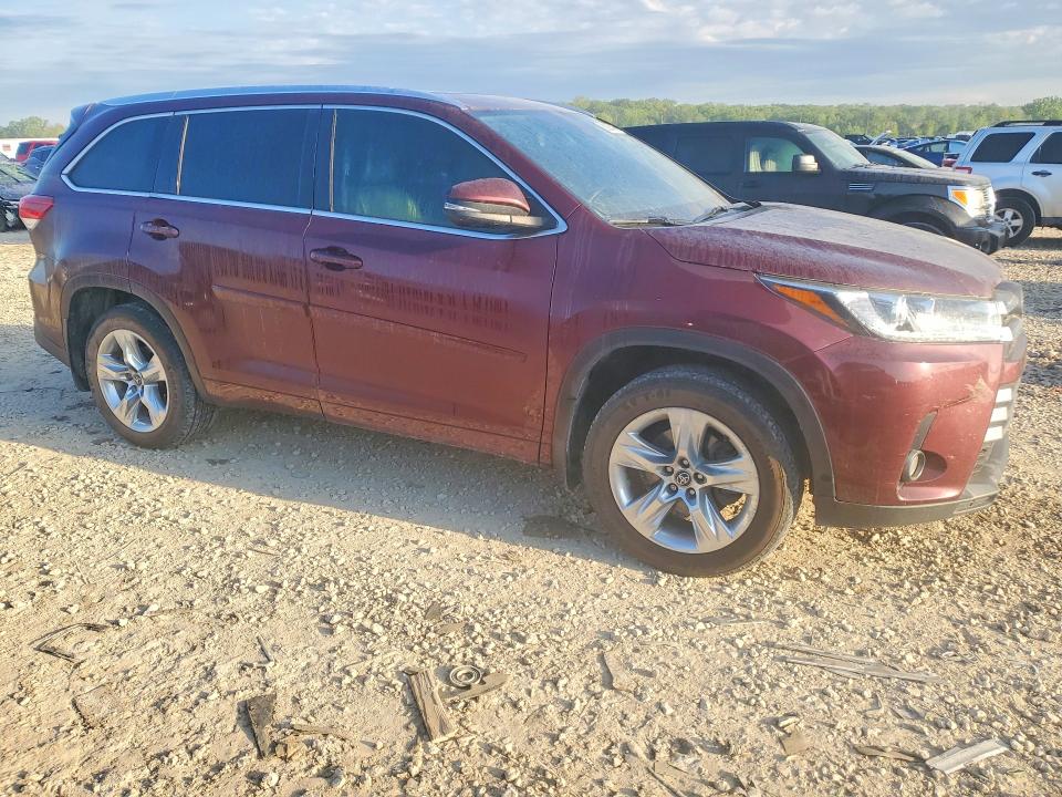 2018 Toyota Highlander მანქანა იყიდება აუქციონზე, vin: 5TDDZRFH3JS496550, აუქციონის ნომერი: 50828406
