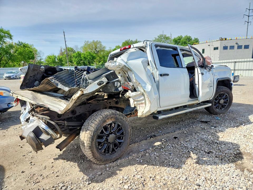 50889656 :رقم المزاد ، 1GT12REG8HF172682 vin ، 2017 Gmc Sierra مزاد بيع
