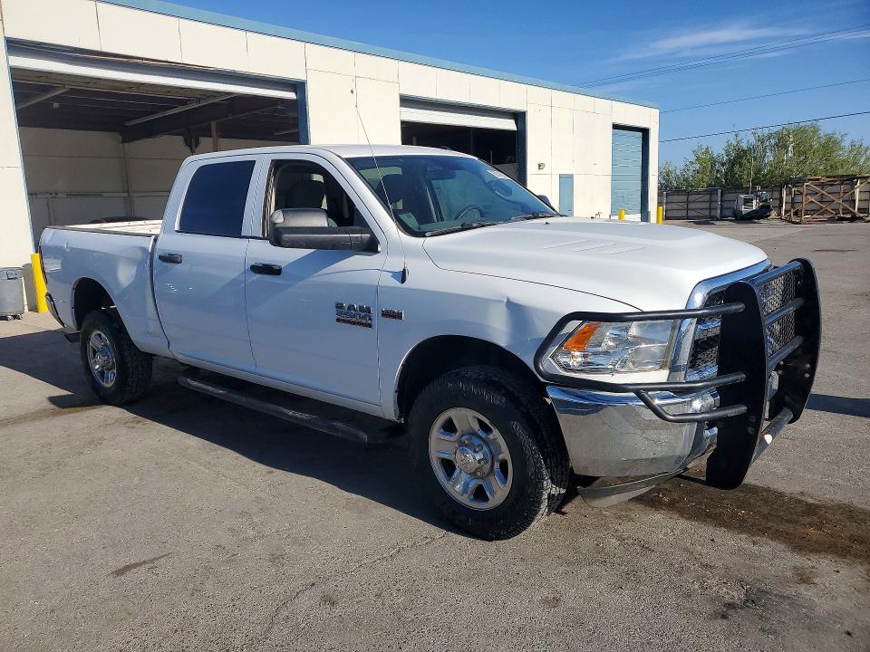Продаж на аукціоні авто 2018 Ram 2500, vin: 3C6UR5CJ9JG207015, номер лоту: 50745576