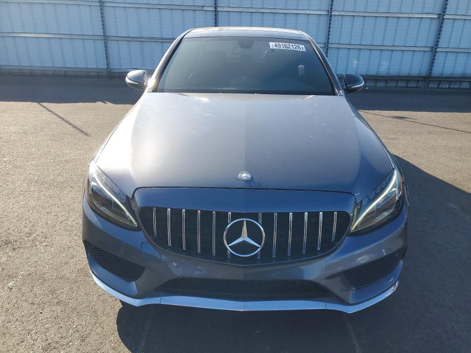 49162126 :رقم المزاد ، 55SWF4JB9FU088880 vin ، 2015 Mercedes-benz C مزاد بيع