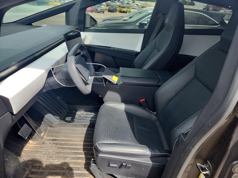 48506956 :رقم المزاد ، 7G2CEHED0RA010478 vin ، 2024 Tesla Cybertruck مزاد بيع