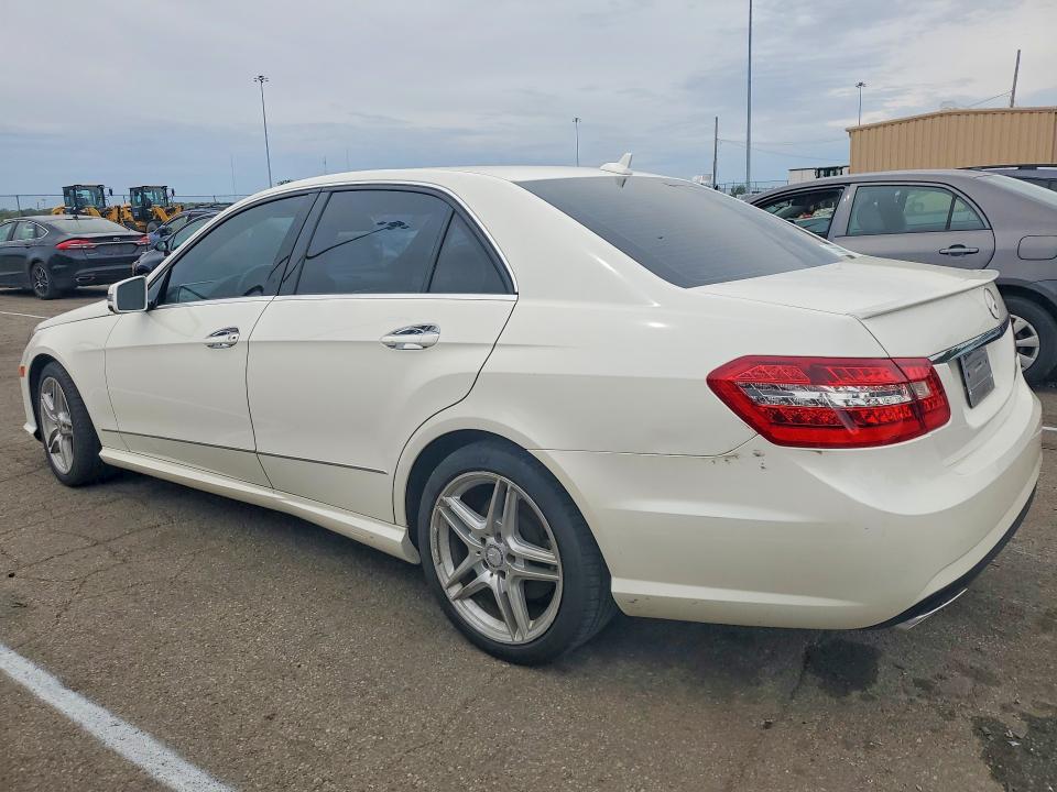 2011 Mercedes-benz E მანქანა იყიდება აუქციონზე, vin: WDDHF9AB5BA386651, აუქციონის ნომერი: 50748226