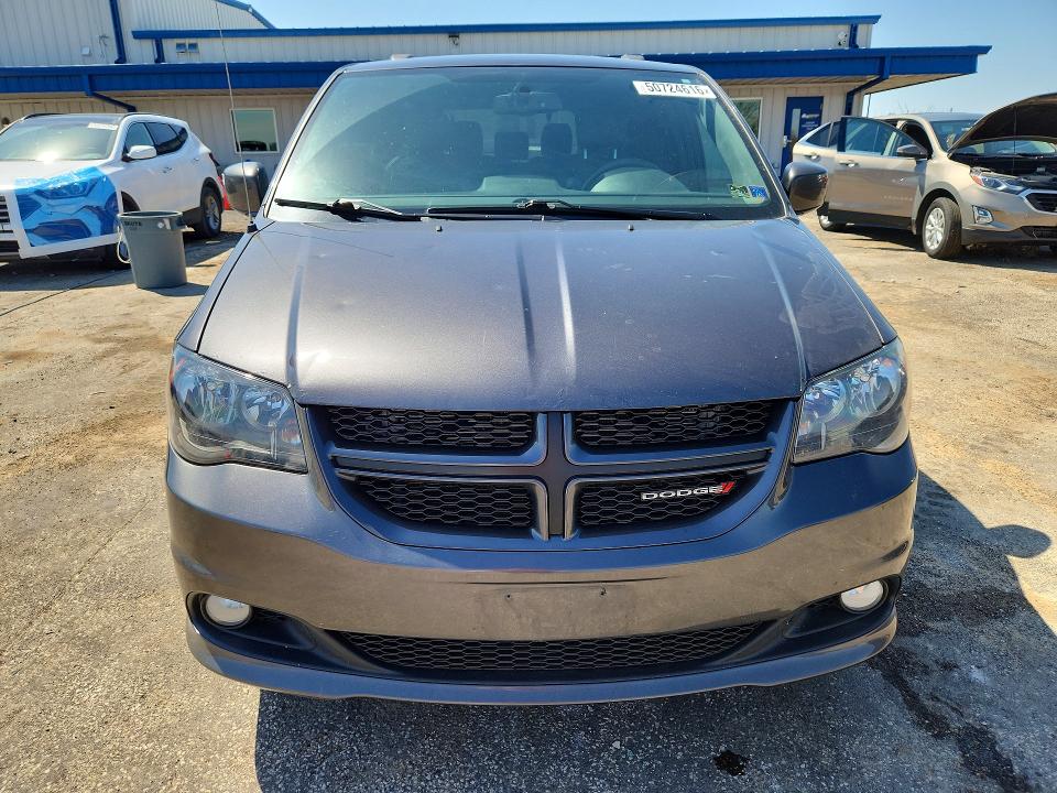 2017 Dodge Grand Caravan მანქანა იყიდება აუქციონზე, vin: 2C4RDGEG7HR736915, აუქციონის ნომერი: 50724616